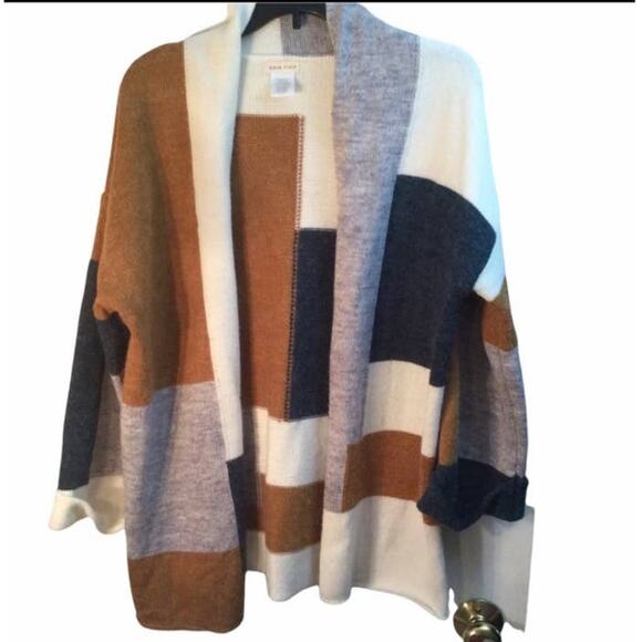 Main Strip Color Block Knit Cardigan Sz Large- Like New! - Picture 3 of 8